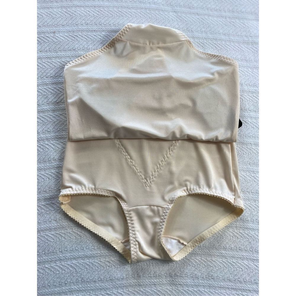 Bali Women's MEDIUM Firm-Control Shapewear Brief Pack with Tummy Control 2pk - Picture 2 of 9